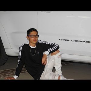 Meet your Posher, Connor